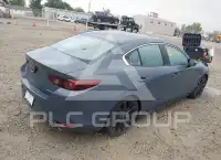 2022 Mazda 3 фото