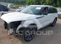 2022 Lincoln AVIATOR photo