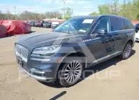 2022 Lincoln AVIATOR photo