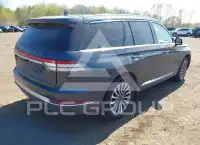 2022 Lincoln AVIATOR photo
