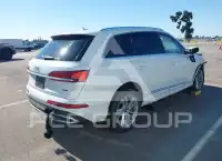 2022 Audi Q7 фото