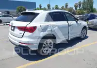 2022 Audi Q3 фото