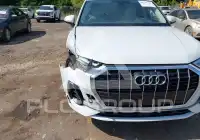 2022 Audi Q3 фото