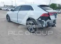 2022 Audi Q8 фото