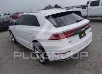 2022 Audi Q8 фото