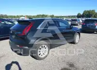 2022 Cadillac XT4 photo
