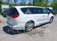 2022 Chrysler VOYAGER фото