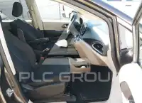 2022 Chrysler VOYAGER фото