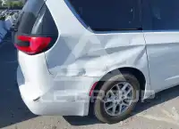 2022 Chrysler PACIFICA photo