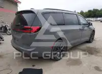 2022 Chrysler PACIFICA photo