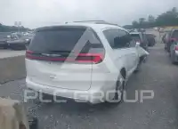 2022 Chrysler PACIFICA photo