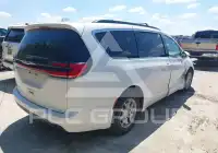 2022 Chrysler PACIFICA фото