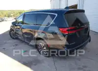 2022 Chrysler PACIFICA photo
