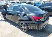 2022 Mercedes Benz A 220 фото