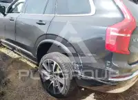 2022 Volvo XC90 photo