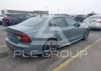 2022 Volvo S60 фото