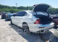 2022 Volvo S60 фото