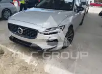 2022 Volvo S60 фото