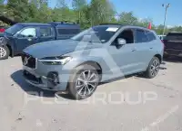 2022 Volvo XC60 photo