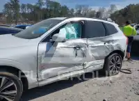 2022 Volvo XC60 фото