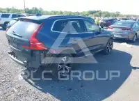 2022 Volvo XC60 фото