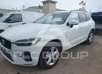 2022 Volvo XC60 фото