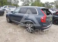 2022 Volvo XC90 фото