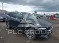 2022 Volvo XC90 фото