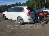 2022 Volvo XC90 фото