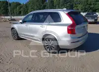2022 Volvo XC90 фото