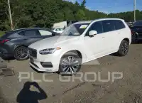2022 Volvo XC90 фото