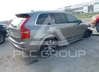 2022 Volvo XC90 photo