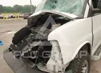 2022 GMC Savana фото