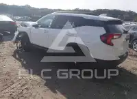 2022 GMC TERRAIN photo