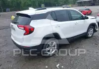 2022 GMC TERRAIN photo