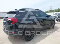 2022 GMC TERRAIN photo