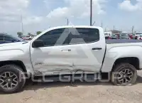 2022 GMC CANYON photo