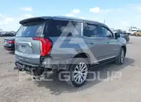 2022 GMC YUKON photo