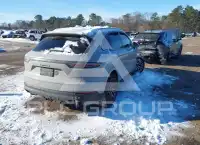 2022 Porsche Cayenne photo