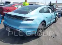 2022 Porsche Taycan photo