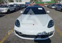 2022 Porsche Panamera фото