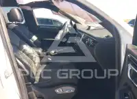2022 Porsche MACAN photo