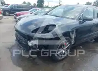 2022 Porsche MACAN photo