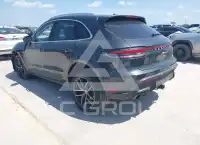 2022 Porsche MACAN photo