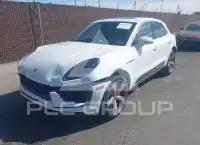 2022 Porsche MACAN photo