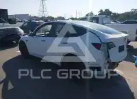 2022 Tesla Model Y фото