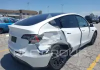 2022 Tesla Model Y photo