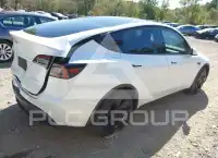 2022 Tesla Model Y фото