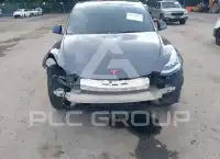 2022 Tesla Model Y фото