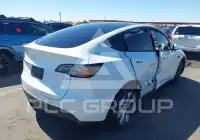 2022 Tesla Model Y фото